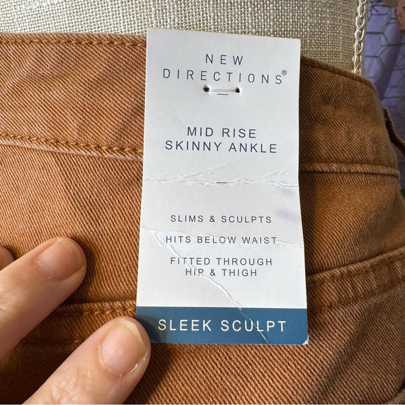 Belk Women's Skinny Pants in Rust - Picture 8 of 11